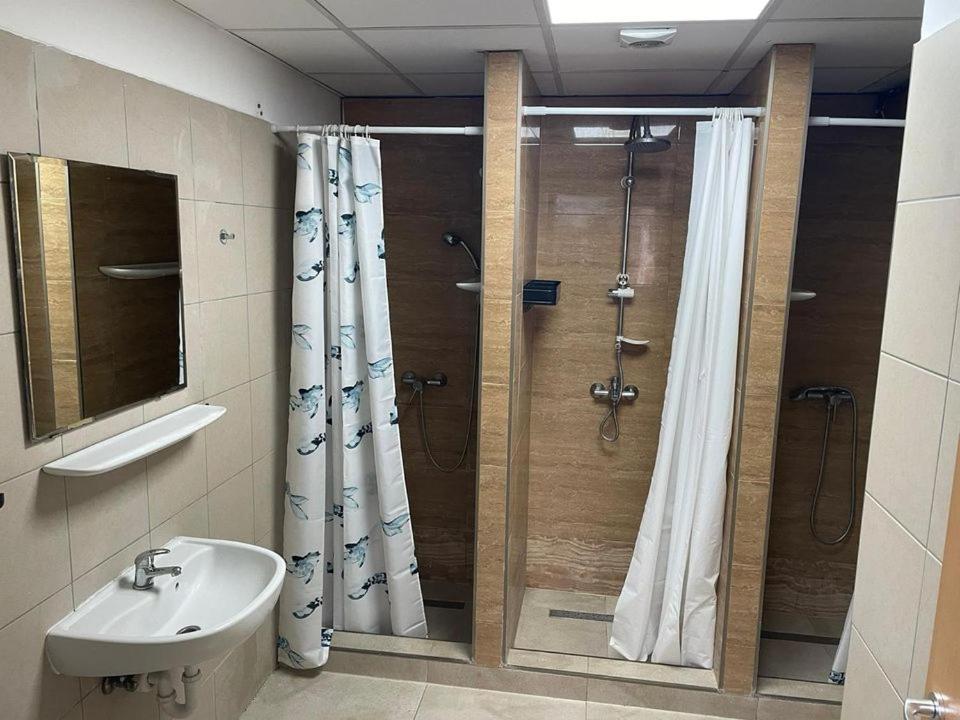Viola Hostel Budapest Eksteriør billede